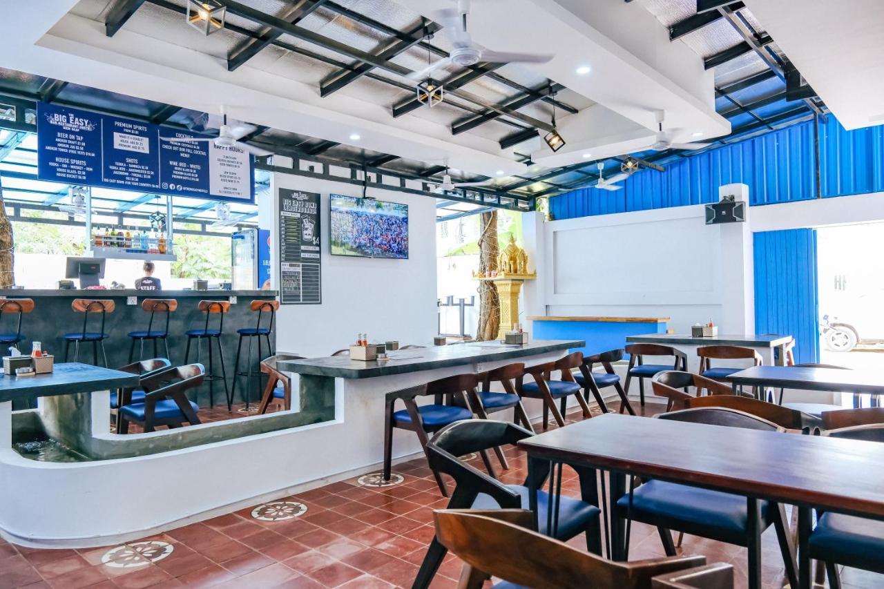 Queentown Hostel Siem Reap Dış mekan fotoğraf