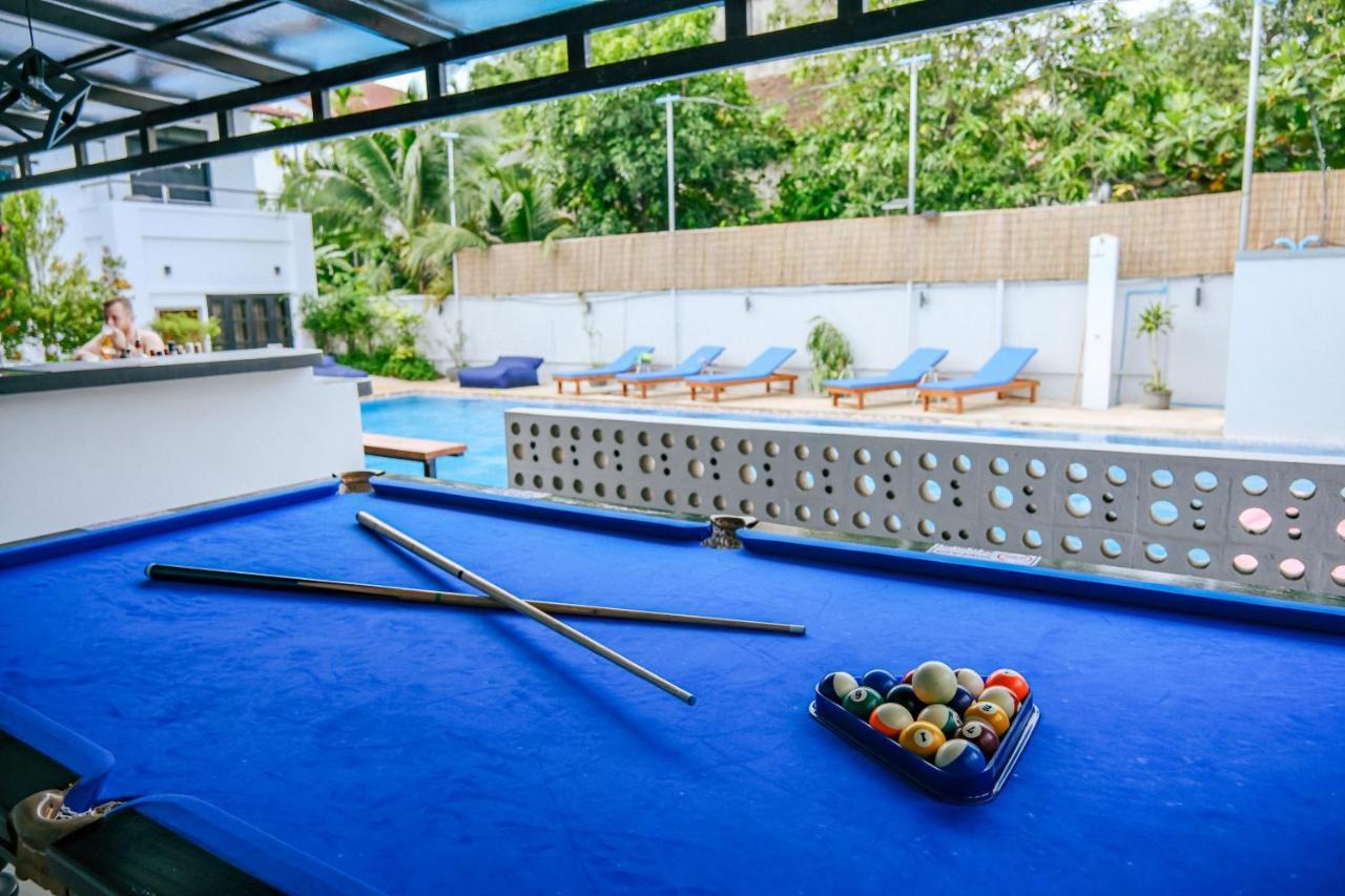 Queentown Hostel Siem Reap Dış mekan fotoğraf