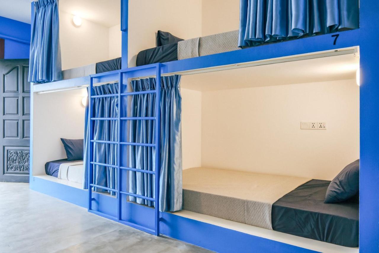 Queentown Hostel Siem Reap Dış mekan fotoğraf