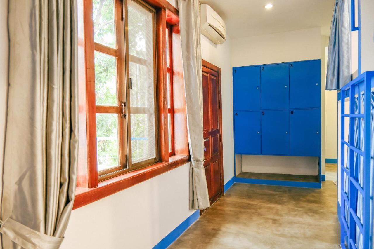Queentown Hostel Siem Reap Dış mekan fotoğraf